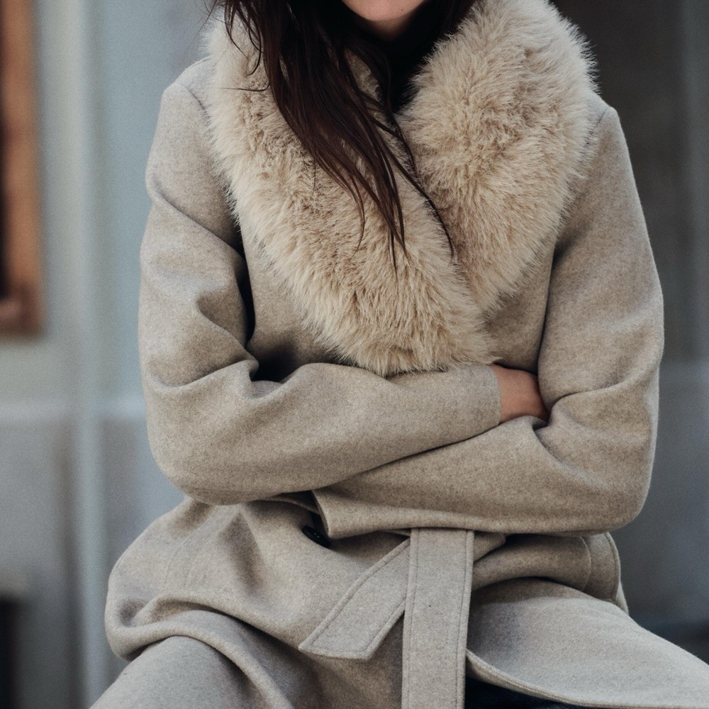 ZARA FAUX FUR LAPEL COAT
TAUPE BROWN 0/3046/353/704/01